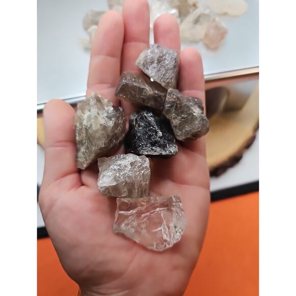 Smoky Quartz Mix 19pcs - Picture 8 of 12